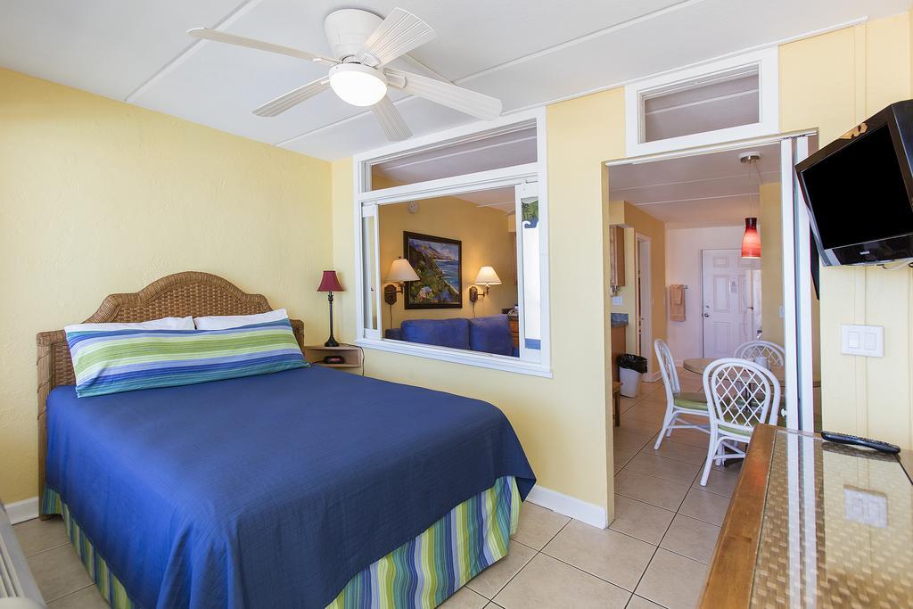Fantasy Island - Daytona Beach Shores Aparthotel Buitenkant foto